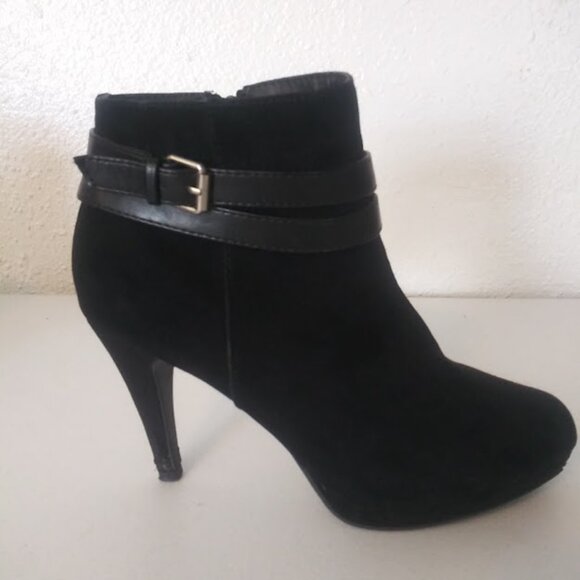 Metaphor women's size 7 1/2 black high heel ankle boots - Picture 3 of 16